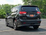 Thumbnail of 2019 Brilliant Black Crystal Pearlcoat Chrysler Pacifica