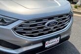 Thumbnail of 2022 Iconic Silver Metallic Ford Edge