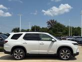 Thumbnail of 2025 Platinum White Pearl Honda Pilot