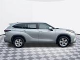 Thumbnail of 2024 Celestial Silver Toyota Highlander