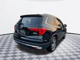 Thumbnail of 2017  Honda Pilot