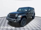 Photo of 2025 Black Clearcoat Jeep Wrangler