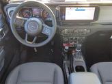 Thumbnail of 2025 Granite Crystal Clearcoat Metallic Jeep Gladiator