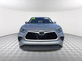 Thumbnail of 2023 Celestial Silver Metallic Toyota Highlander