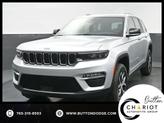 Photo of 2025 Silver Zynith Jeep Grand Cherokee
