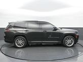 Thumbnail of 2022 Rocky Mountain Pearlcoat Jeep Grand Cherokee L