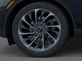 Thumbnail of 2025 Infinite Black Metallic Clearcoat Lincoln Aviator