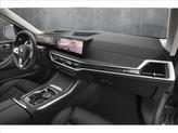 Thumbnail of 2026 Manhattan Green Metallic BMW X7