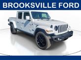 Photo of 2023 Bright White Clearcoat Jeep Gladiator