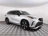 Thumbnail of 2021  Toyota Highlander
