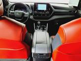 Thumbnail of 2021  Toyota Highlander