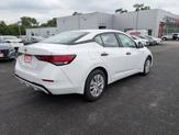 Thumbnail of 2025 Cloud White Nissan Sentra