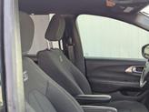 Thumbnail of 2020 Brilliant Black Crystal Pearlcoat Chrysler Pacifica