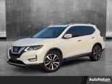 Photo of 2017 Pearl White Nissan Rogue