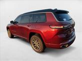 Thumbnail of 2025 Velvet Red Pearl-Coat Exterior Paint Jeep Grand Cherokee