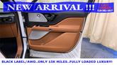 Thumbnail of 2024 Pristine White Metallic Tri-Coat Lincoln Aviator