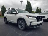Thumbnail of 2025 Platinum White Pearl Honda Pilot