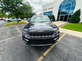 Thumbnail of 2025 Diamond Black Crystal Pearlcoat Jeep Grand Cherokee
