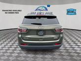 Thumbnail of 2019 Olive Green Pearlcoat Jeep Compass
