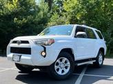 Photo of 2017 Super White Toyota 4Runner