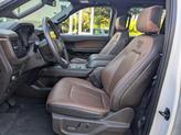 Thumbnail of 2022 White Ford Expedition