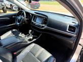 Thumbnail of 2017 Silver Toyota Highlander