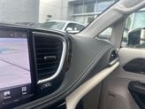 Thumbnail of 2021 Brilliant Black Crystal Pearlcoat Chrysler Pacifica