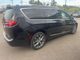 Thumbnail of 2021 Brilliant Black Crystal Pearlcoat Chrysler Pacifica