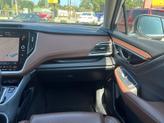 Thumbnail of 2021 Crystal White Pearl Subaru Outback