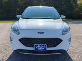 Thumbnail of 2020 Oxford White Ford Escape