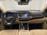 Thumbnail of 2019 Maroon Toyota Highlander