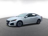 Thumbnail of 2023 Brilliant Silver Metallic Nissan Altima