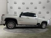 Thumbnail of 2022 Iridescent Pearl Tricoat Chevrolet Silverado 2500