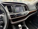 Thumbnail of 2018 Toasted Walnut Pearl Toyota Highlander