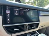 Thumbnail of 2020 Carrara White Metallic Porsche Cayenne