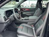 Thumbnail of 2026 Mosaic Black Metallic Chevrolet Traverse