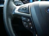 Thumbnail of 2022 Atlas Blue Metallic Ford Edge