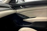 Thumbnail of 2018 Platinum White Pearl Honda Accord