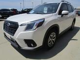 Thumbnail of 2022 Crystal White Pearl Subaru Forester