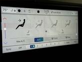 Thumbnail of 2025 Granite Crystal Clearcoat Metallic Jeep Gladiator