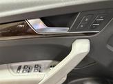 Thumbnail of 2018 Moonlight Blue Metallic Audi Q5