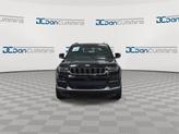 Thumbnail of 2024 Diamond Black Jeep Grand Cherokee L