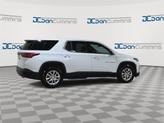 Thumbnail of 2023 Summit White Chevrolet Traverse