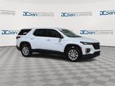 Thumbnail of 2023 Summit White Chevrolet Traverse