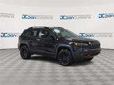 Thumbnail of 2022 Diamond Black Jeep Cherokee