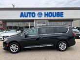 Thumbnail of 2017 Black Chrysler Pacifica
