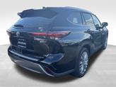 Thumbnail of 2025 Midnight Black Metallic Toyota Highlander Hybrid