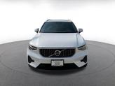 Thumbnail of 2024 Crystal White Metallic Volvo XC40