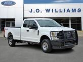 Photo of 2019 Oxford White Ford F-250