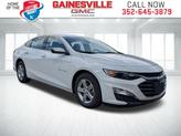 Photo of 2024 Summit White Chevrolet Malibu